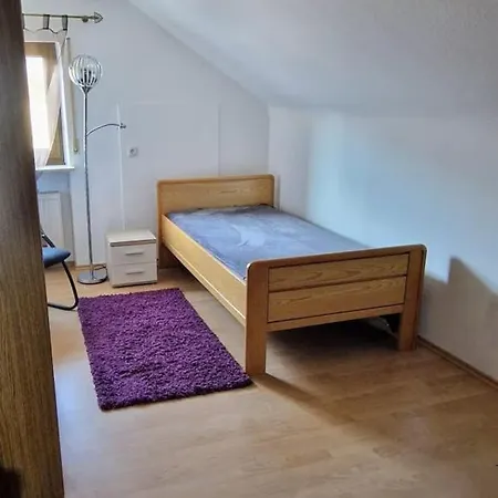Golddorf Frankendorf - Naturnah Apartament Buttenheim