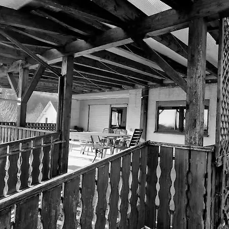 Golddorf Frankendorf - Naturnah Apartament *